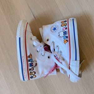 VERY RARE Converse Hello Kitty x Chuck Taylor All Star Canvas Hi 'White Size 5